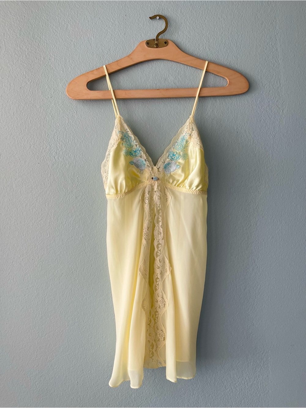 Secret Treasures | Yellow Embroidered Lace Sheer Open Front Babydoll Chemise